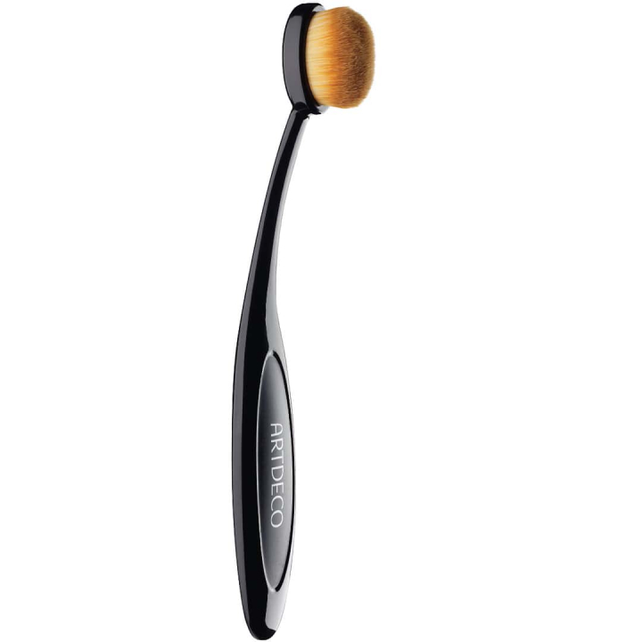 Artdeco Small Oval Brush Premium Quality in the group Artdeco / Makeup / Tillbehr at Nails, Body & Beauty (60376)