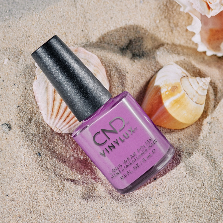 CND Vinylux No.355 It's Now oar Never