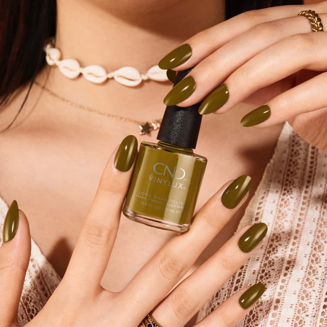 CND Vinylux No.403 Olive Grove