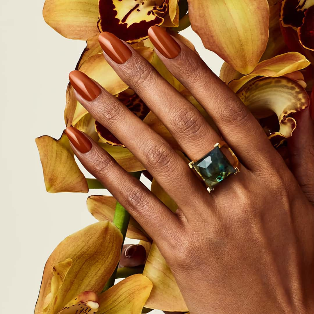 CND Vinylux No.408 Willow Talk