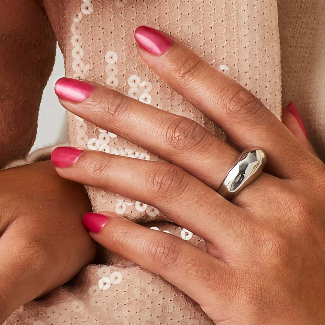 CND Vinylux No.414 Happy go Luckey