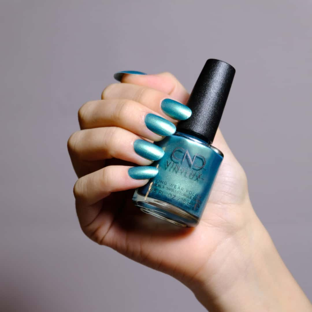 CND-Vinylux-Clash Out-nail polish