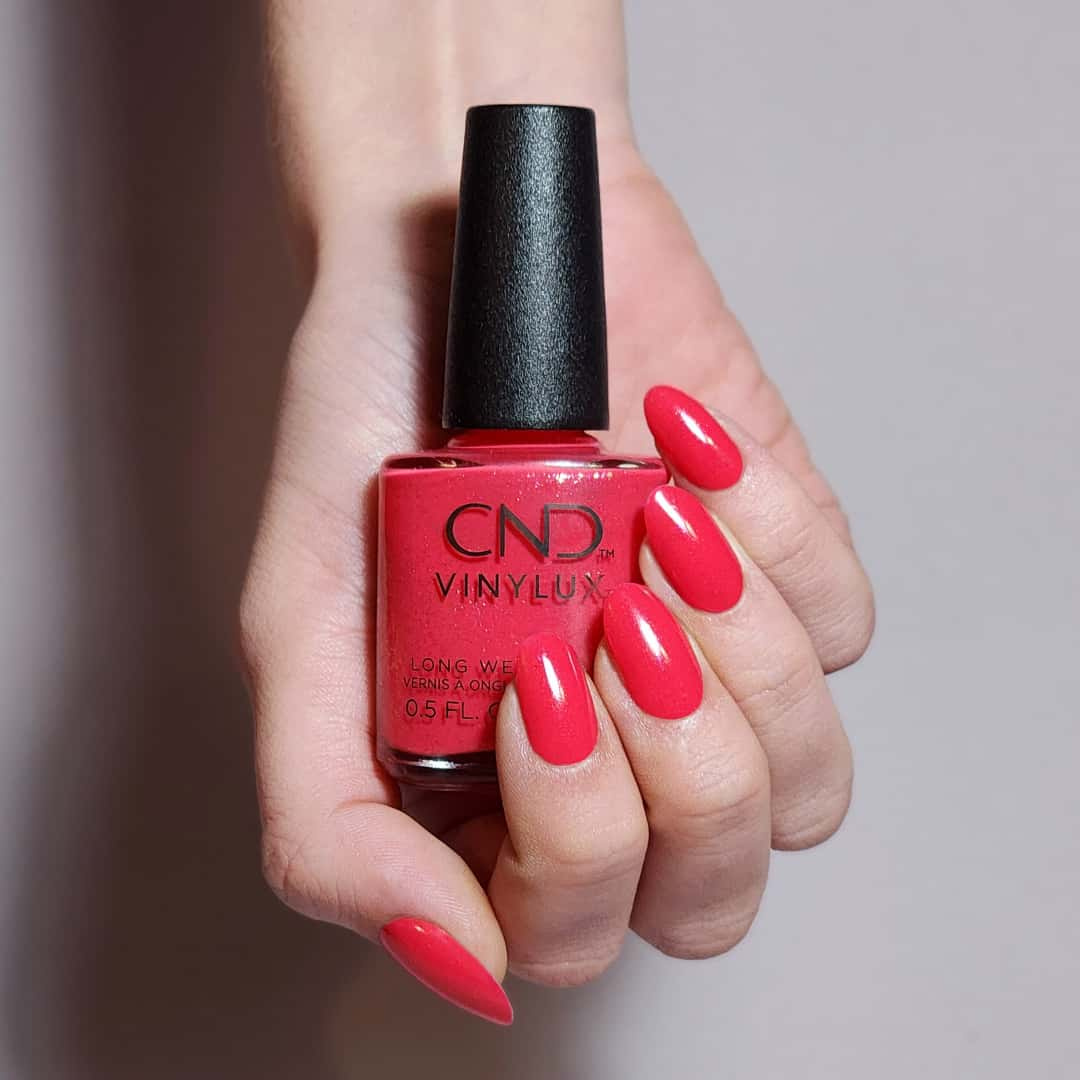 CND-Vinylux-Outrage Yes-nail polish