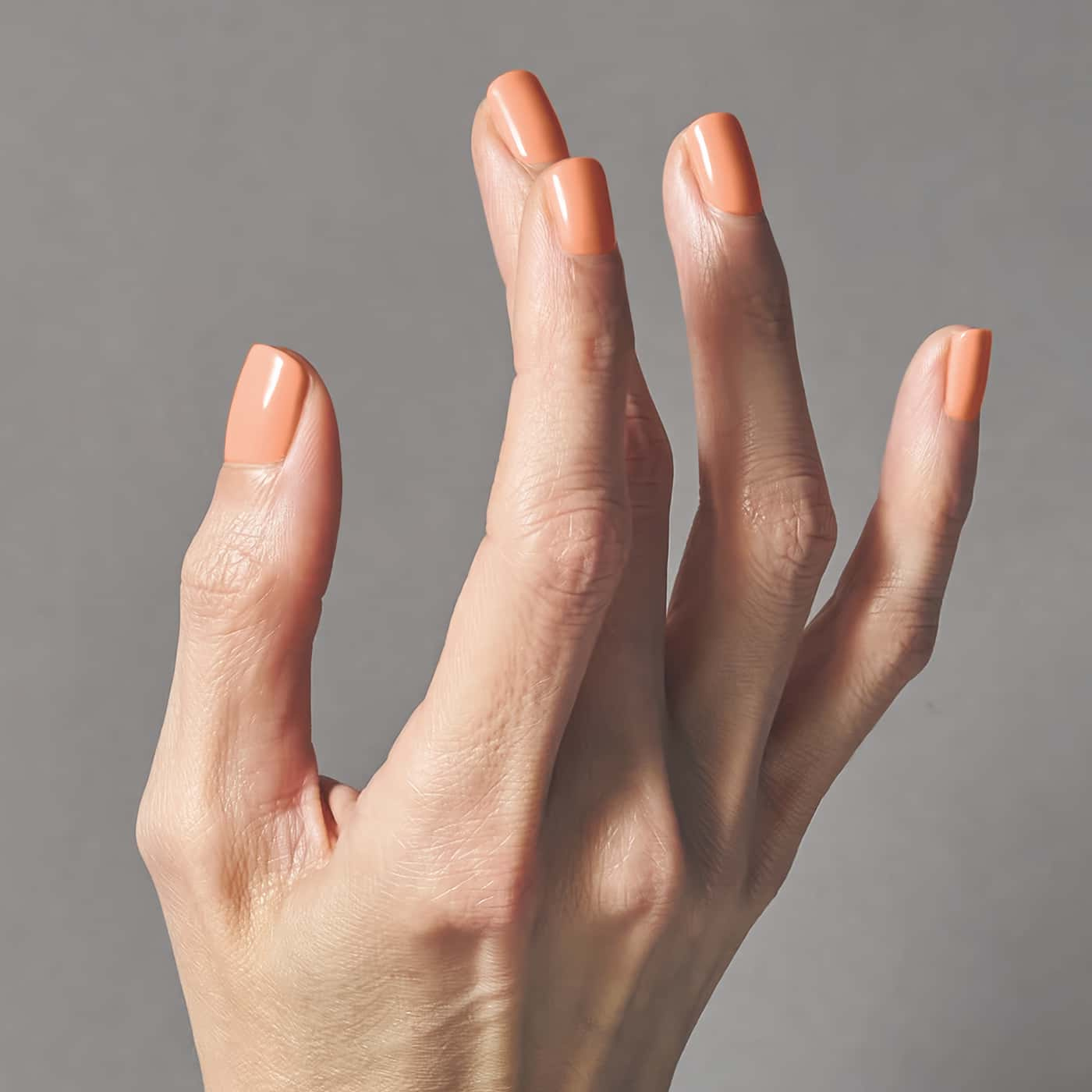 Peachy Orange Creme Shade - Daydreaming | CND Vinylux Nail Polish