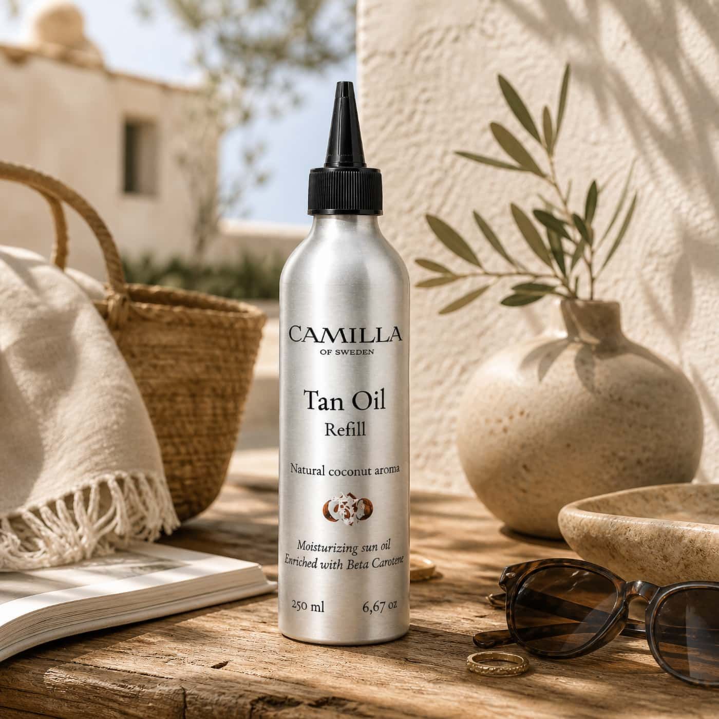 Camilla of Sweden Tan Oil Refill Coconut lightweight tanning oil with coconut aroma and glow finish