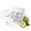 Intensive hydration with Deep Moist Depot Sans Soucis Deep Moist Depot 24H Care intensely hydrating face cream
