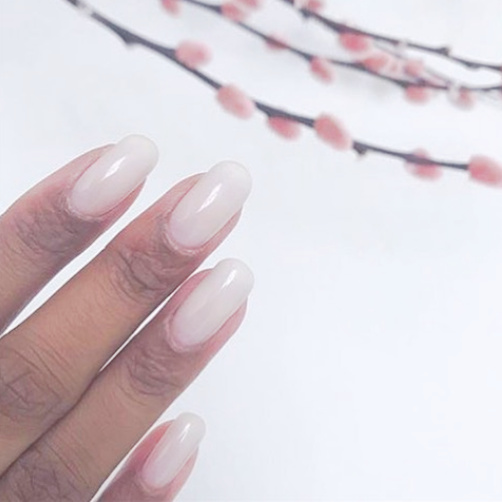 CND Vinylux No.142 Romantique