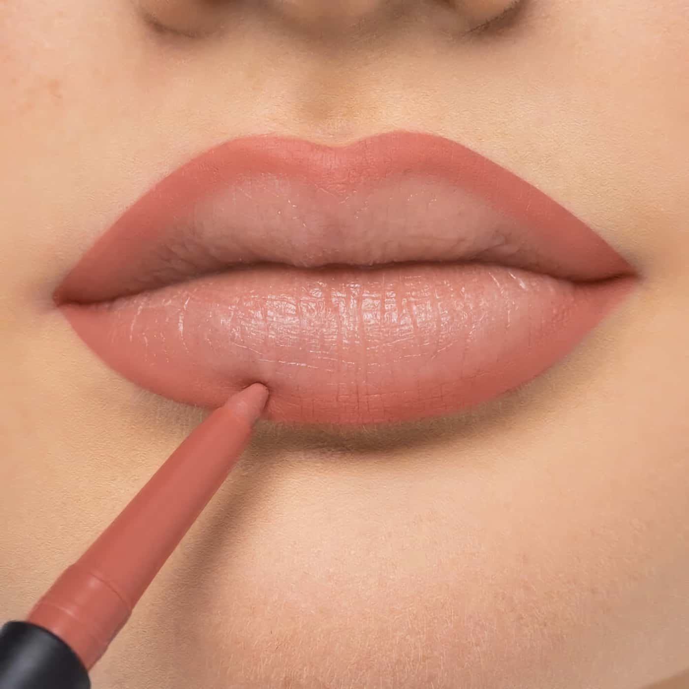 Artdeco Mineral Lip Styler No. 18 English Rose – Soft rose lip liner for defined, fuller, and long-lasting lips