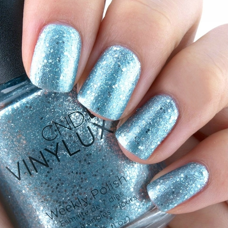 CND Vinylux No.204 Glacial Mist