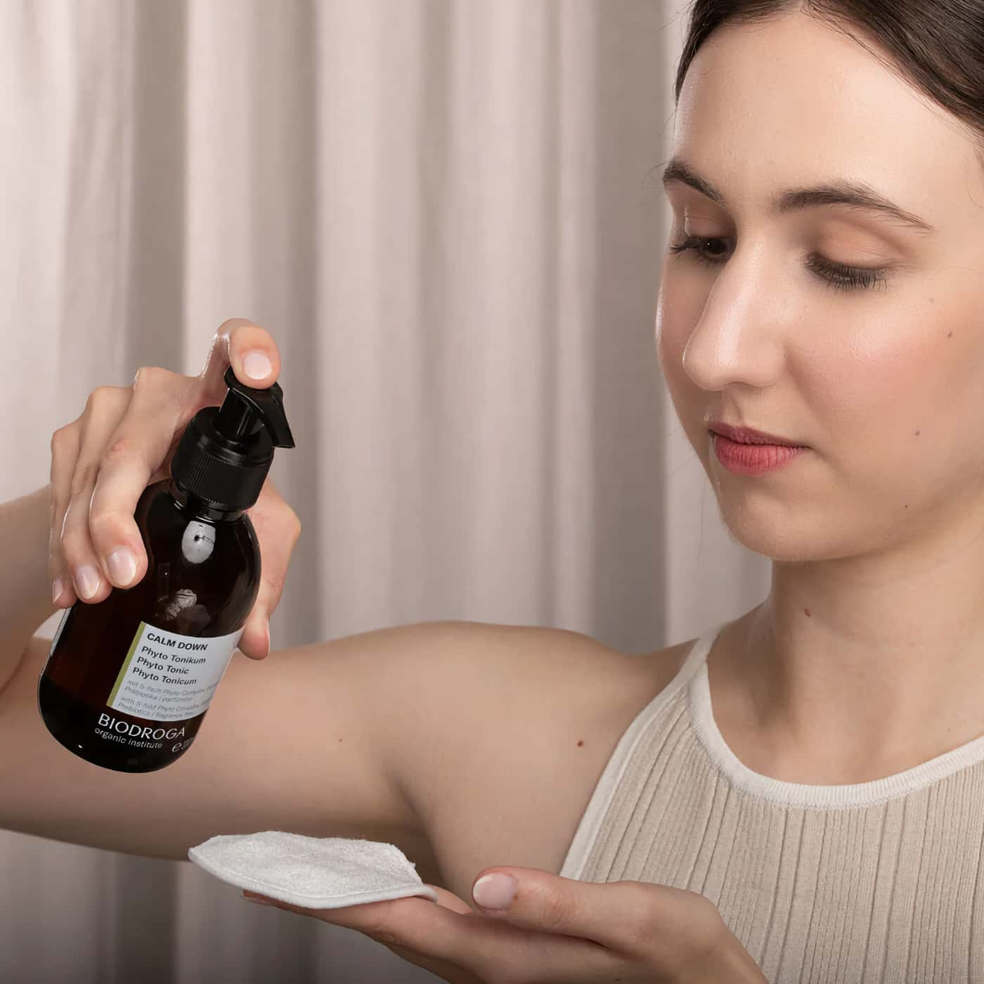 Biodroga Calm Down Phyto Tonic – Organic and vegan facial toner that soothes, balances, and strengthens the skin microbiome