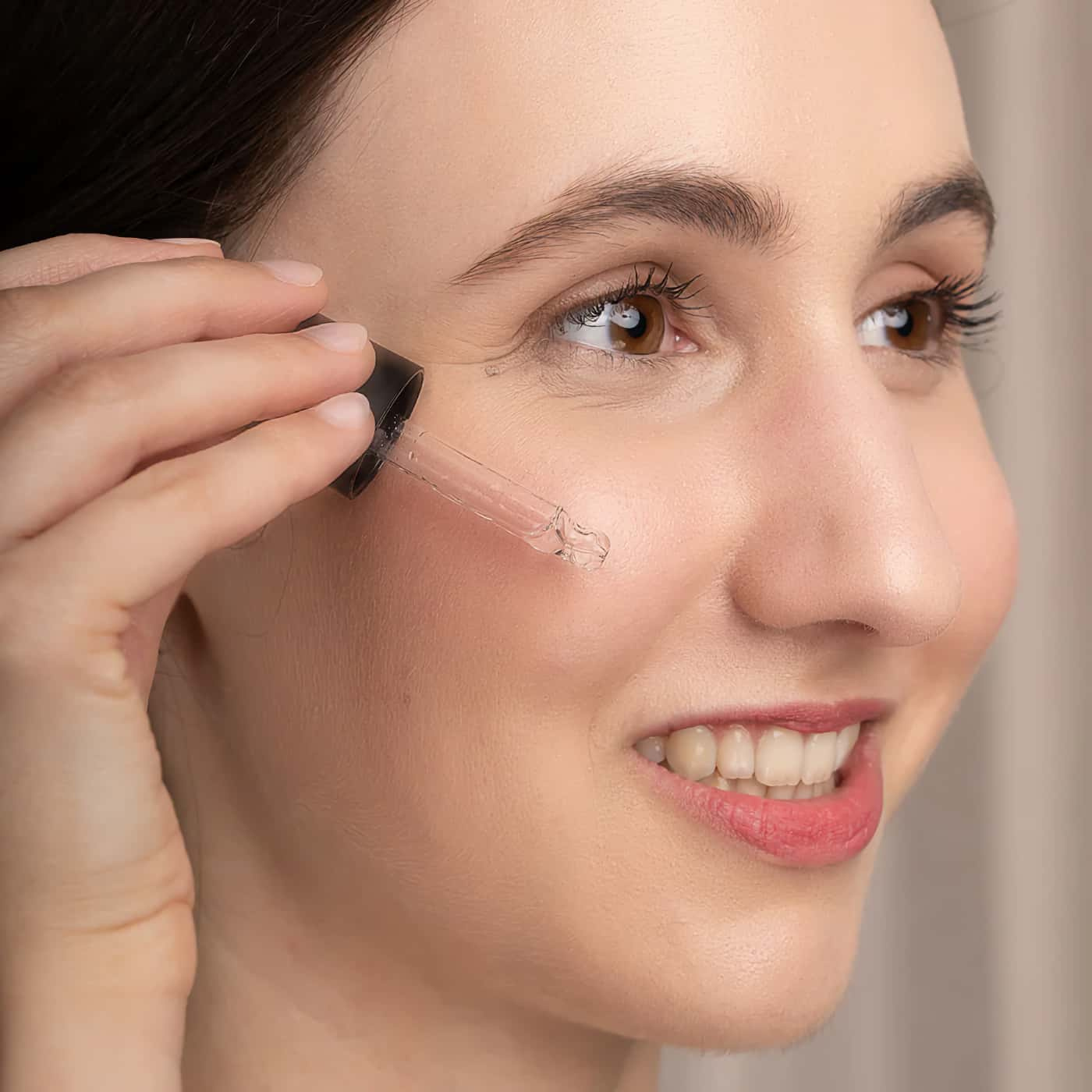 Biodroga Rebalance Moisturizing Phyto Essence – Vegan organic essence that hydrates, soothes, and leaves the skin softer