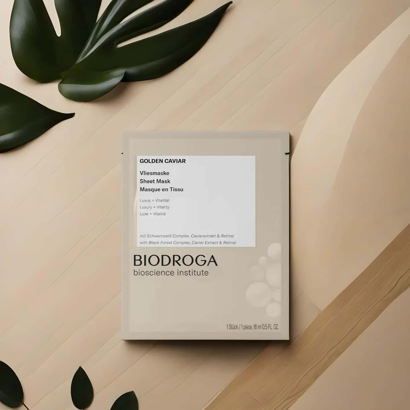 Luxury-face-mask-with-caviar-extract-and-biotechnological-ingredients