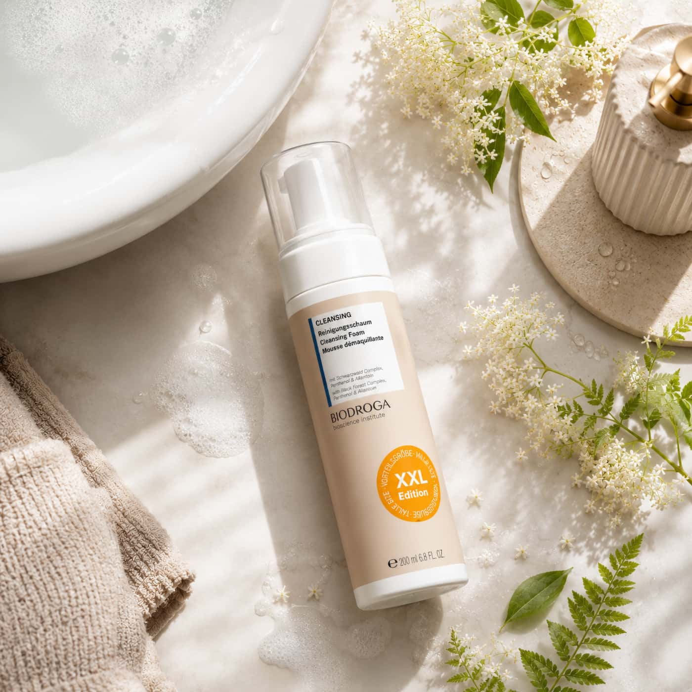 Biodroga Cleansing Foam XXL foaming facial cleanser for gentle daily face cleansing