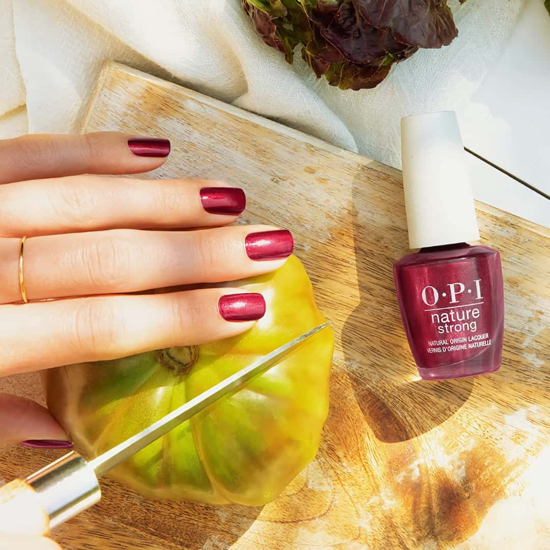 OPI Nature Strong Raisin Your Voice