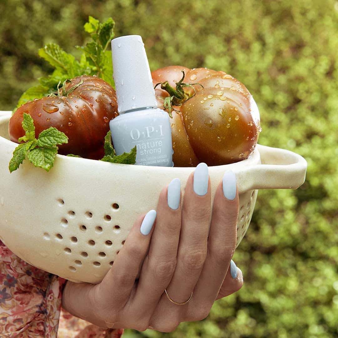 OPI Nature Strong Raindrop Expectations