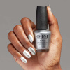 OPI Chrome Clawz | Chrome nail polish An impressive chrome silver shade with a metallic finish. Perfect for a futuristic and sleek look - OPI Chrome Clawz nail polish
