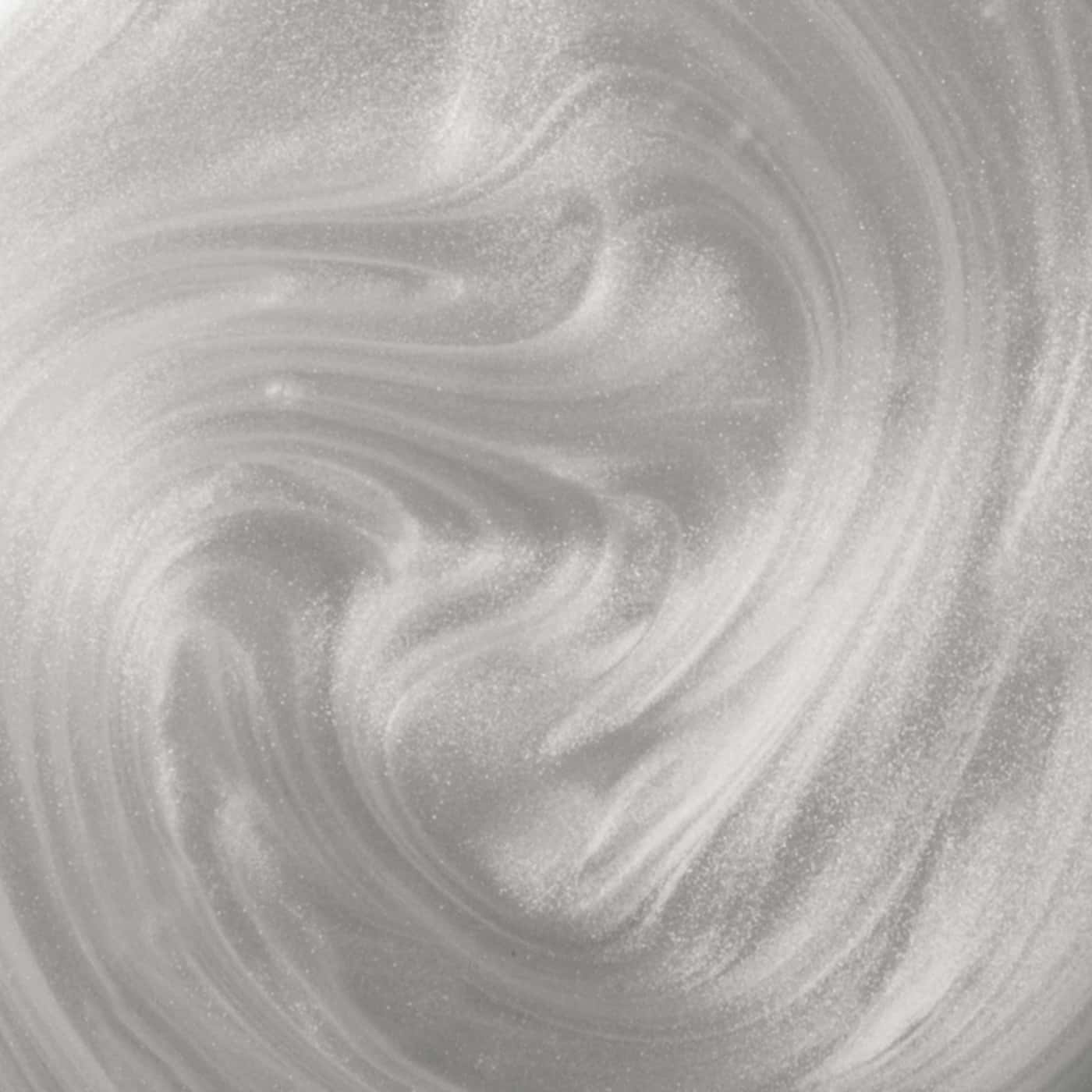 An impressive chrome silver shade with a metallic finish. Perfect for a futuristic and sleek look - OPI Chrome Clawz nail polish